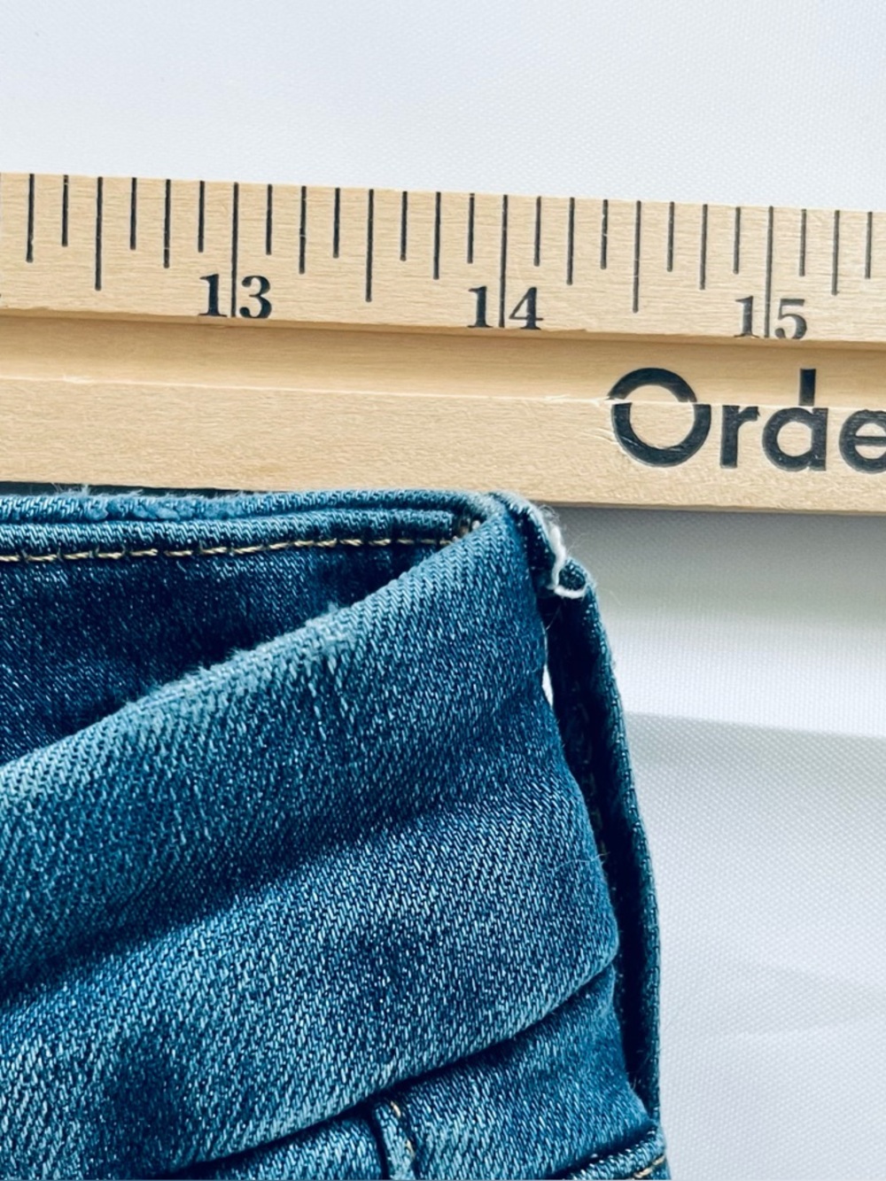 Good American Jeans Women’s 28 X 26 Blue Straight Leg High Rise Stretch Denim - Picture 7 of 10